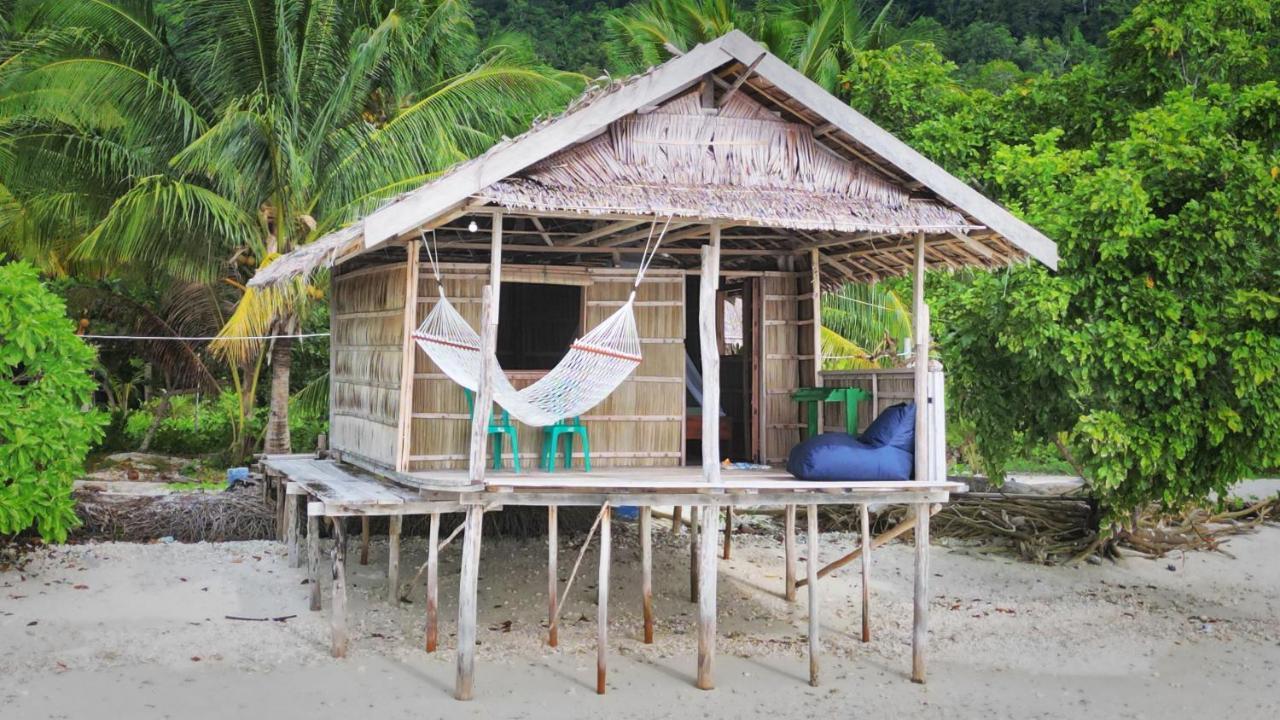 West Mansuar Homestay Pulau Mansuar Zewnętrze zdjęcie